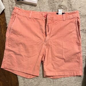 Vineyard vines salmon shorts